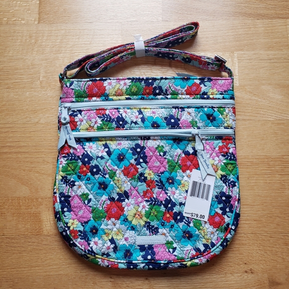 Vera Bradley Handbags - NWT Vera Bradley Trio Zip Hipster